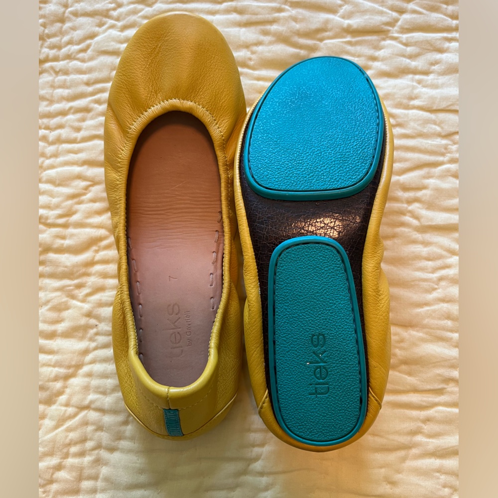 Yellow Tieks flats. Size 7.